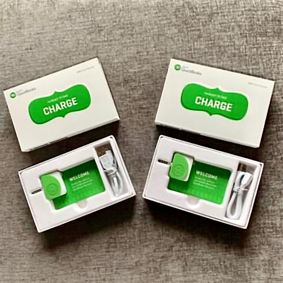 Intuit EMV Card Reader 💳 - Picture 2 of 3